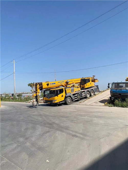 来凤县吊车作业时，可能会产生哪些额外收费项目？