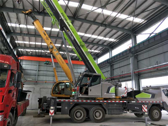 来凤县高空车出租需要注意哪些安全事项？