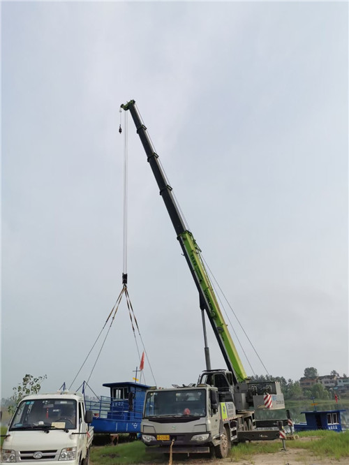 来凤县桥梁建设吊装案例